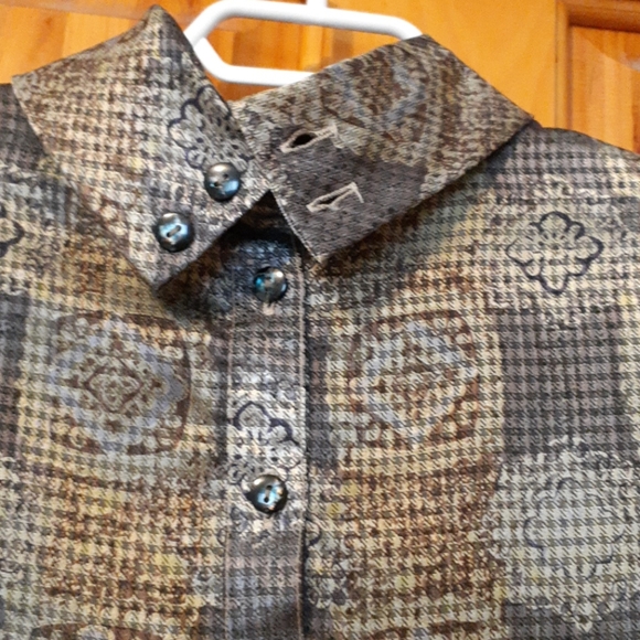 Vintage pattern blouse - Picture 3 of 3